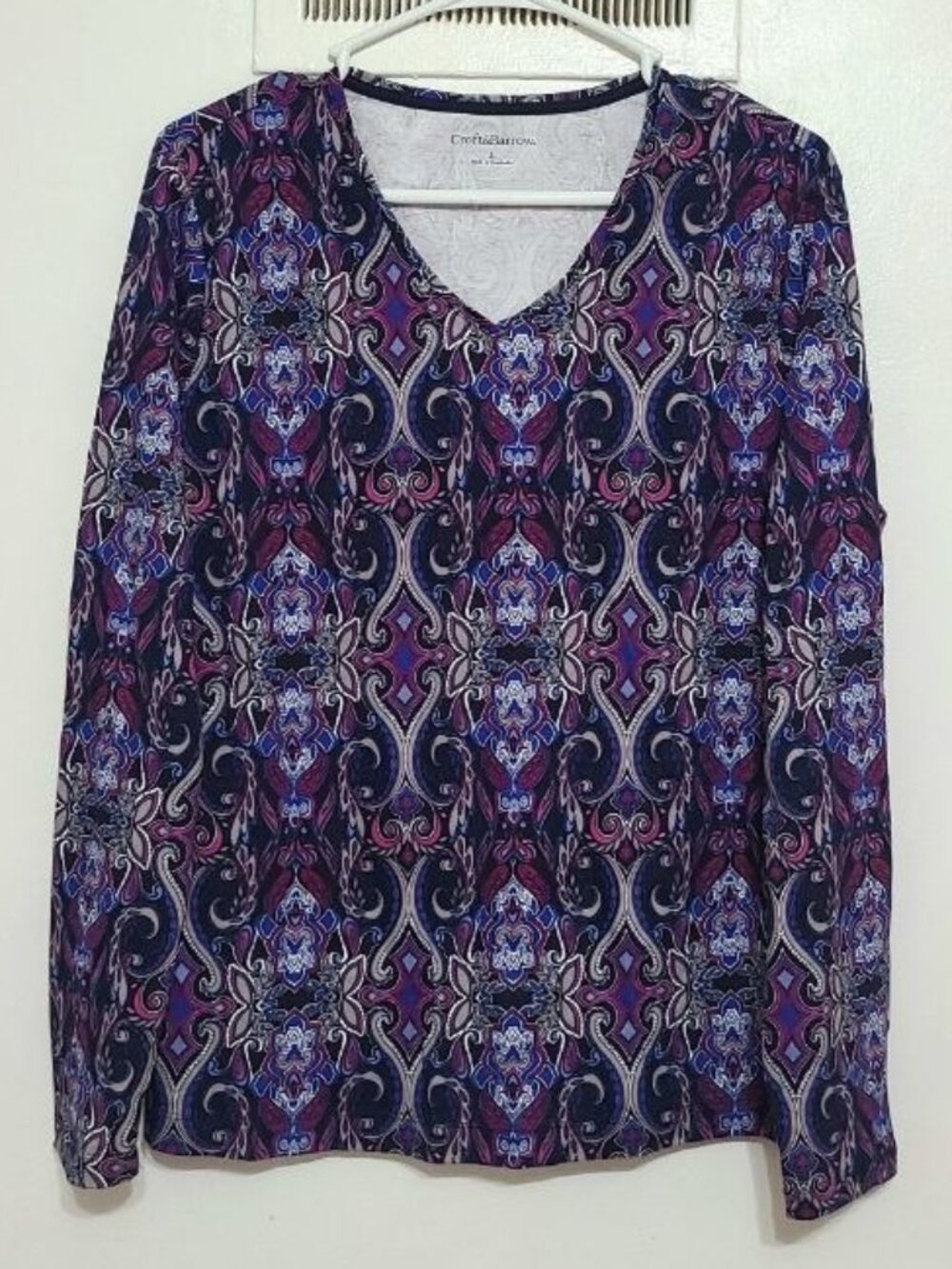 Patterned Long‑Sleeve Top – Size L